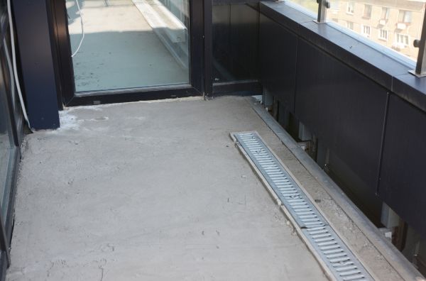 Cost of Veranda Drain Installation in Rockford